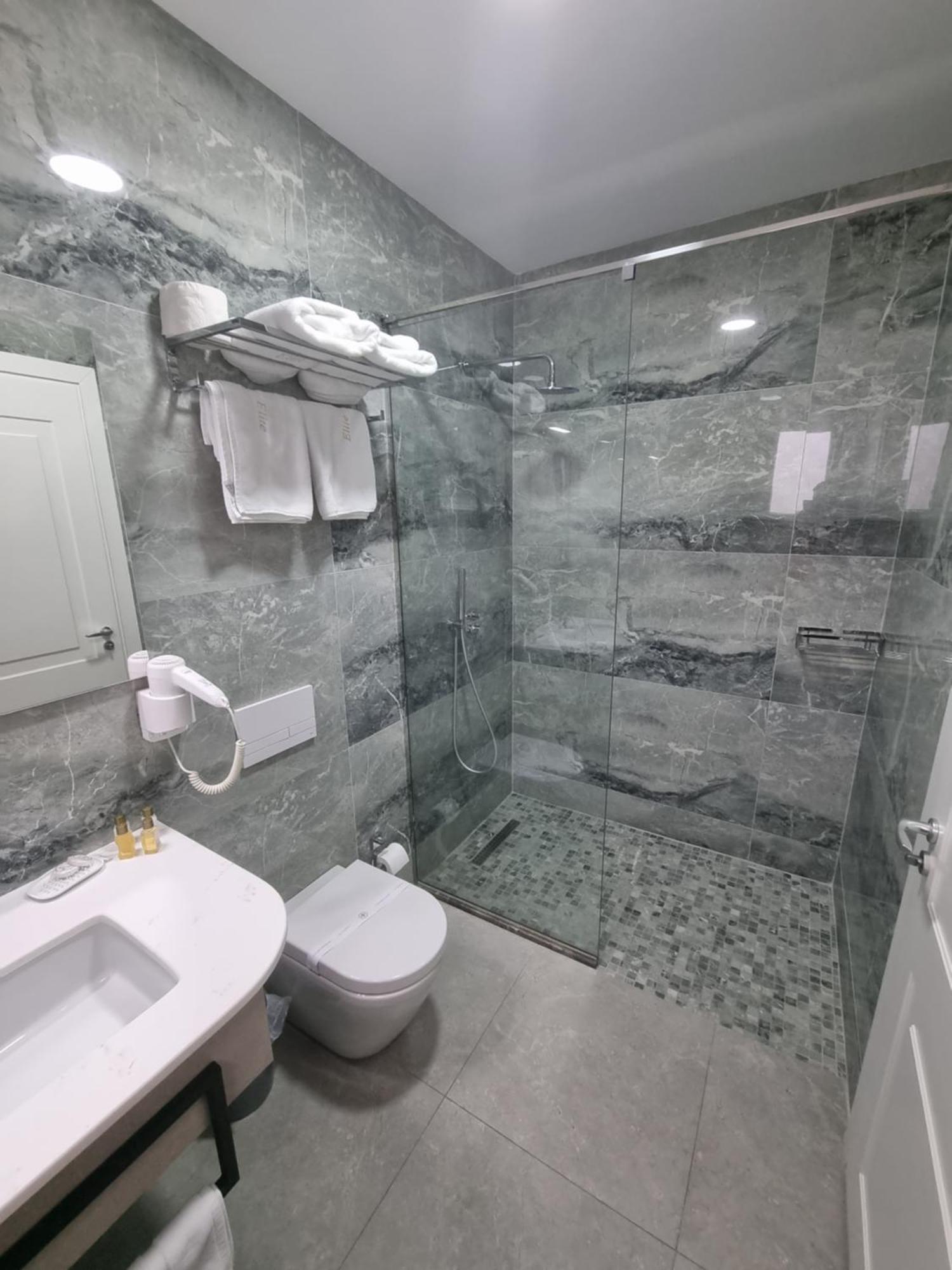 Elite Hotel Pogradec Værelse billede