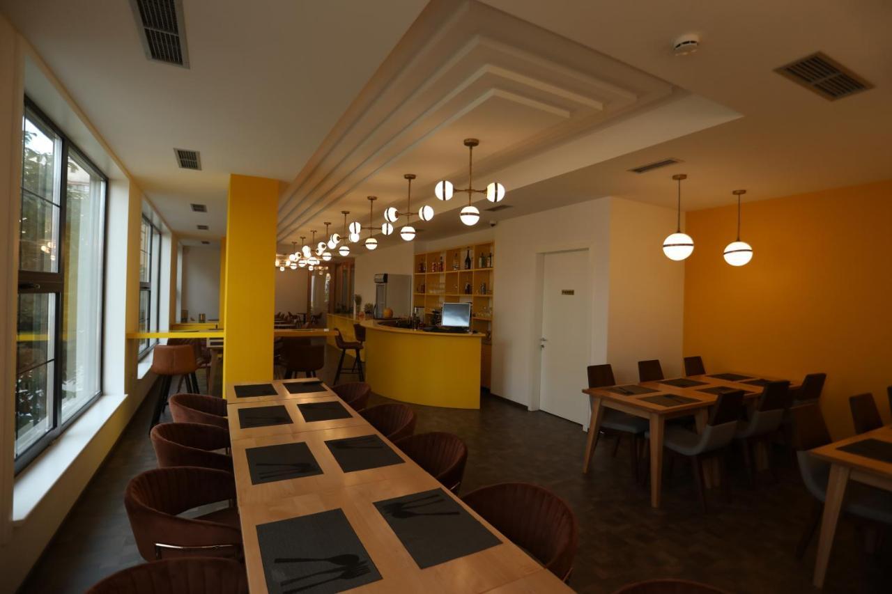 Elite Hotel Pogradec Eksteriør billede
