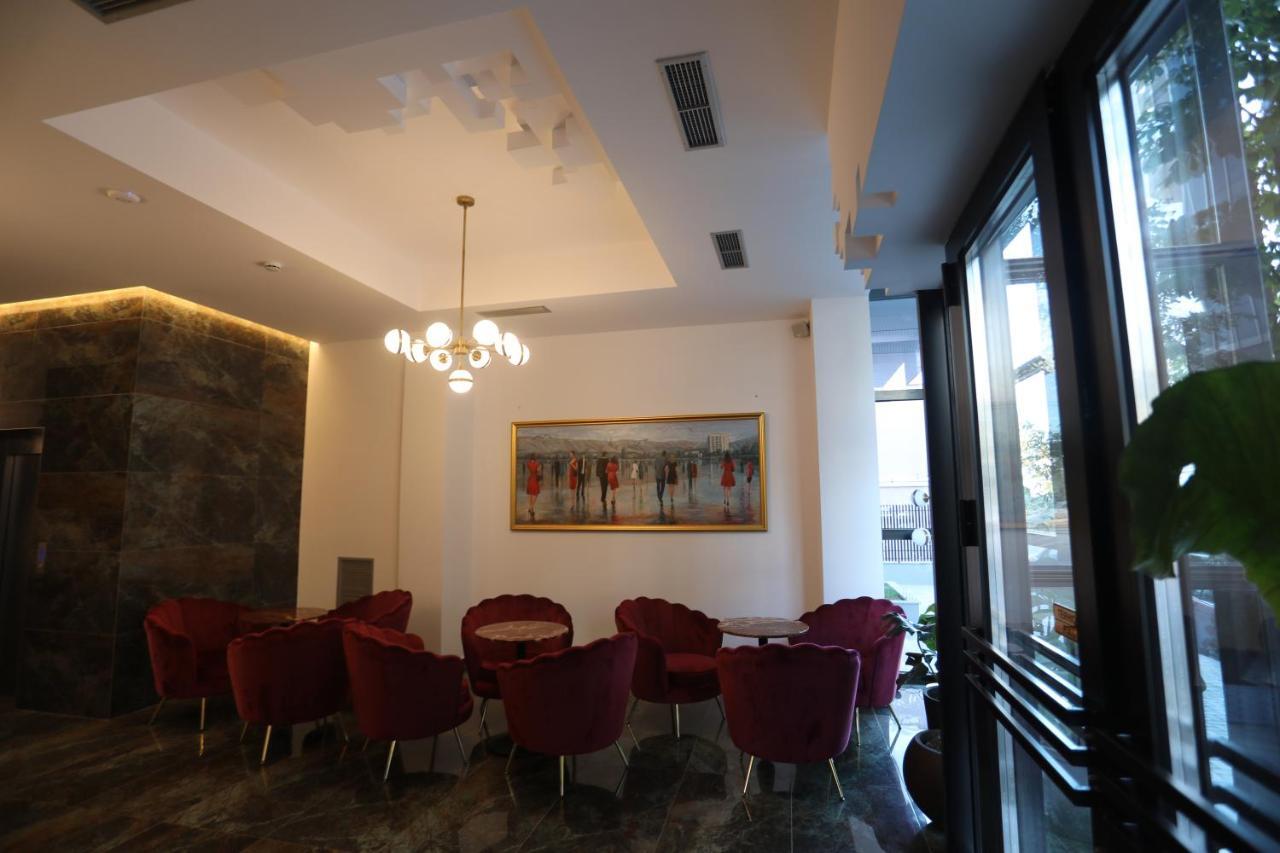 Elite Hotel Pogradec Eksteriør billede