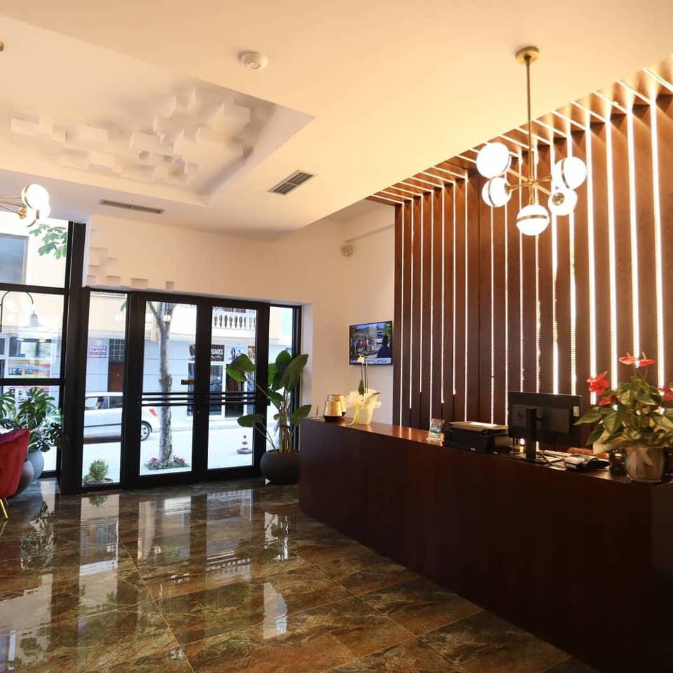 Elite Hotel Pogradec Eksteriør billede